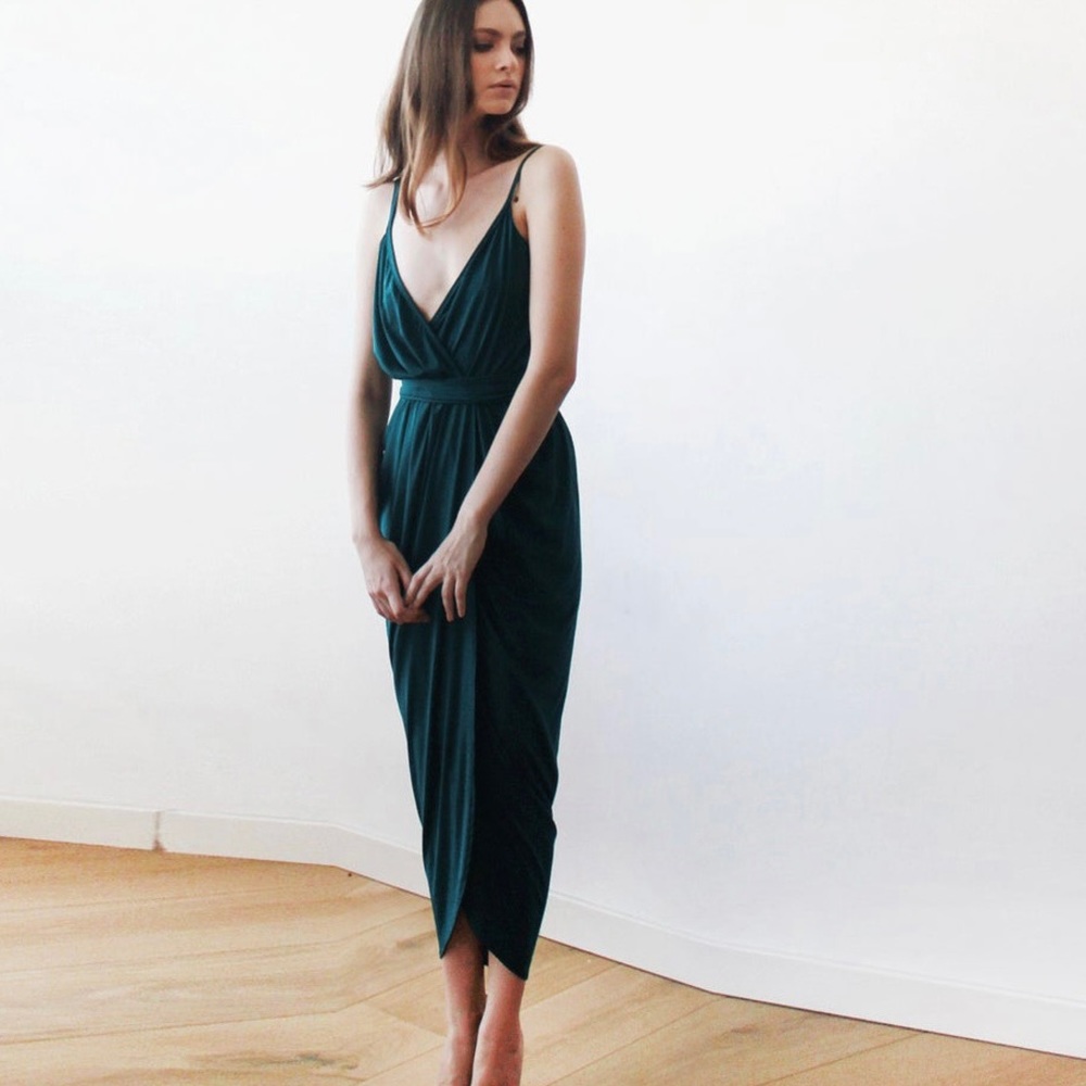 NWT- BLUSH FASHION BOUTIQUE Wrap midi dress